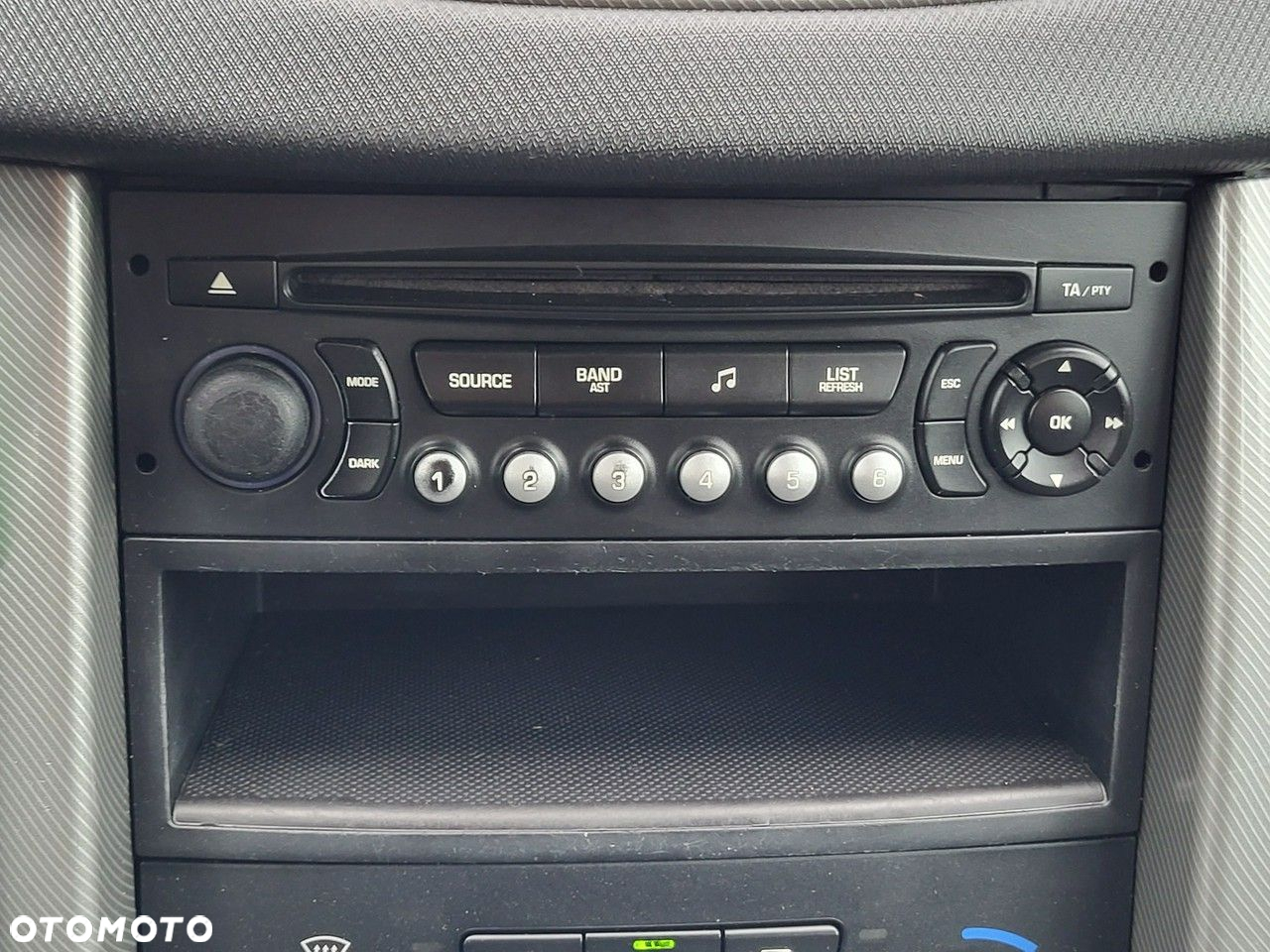 Peugeot 207 - 32
