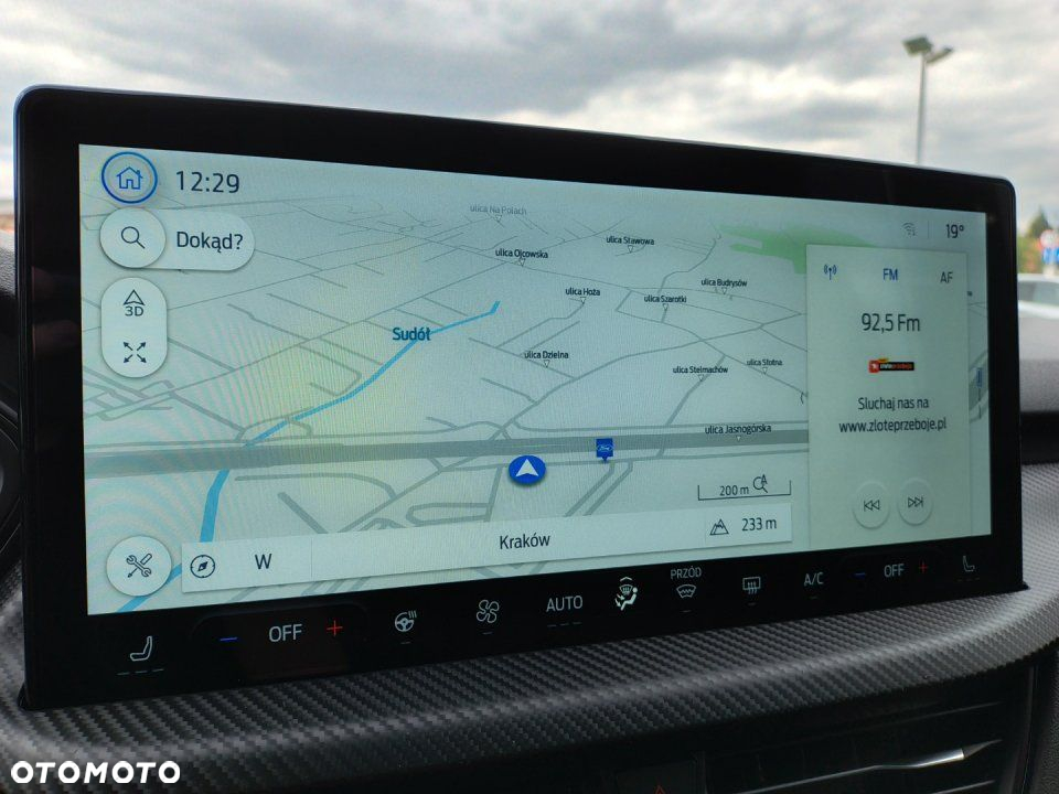 Ford Kuga - 16