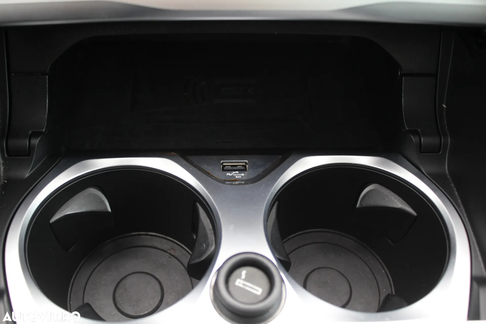 BMW Seria 8 840i Gran Coupe - 13