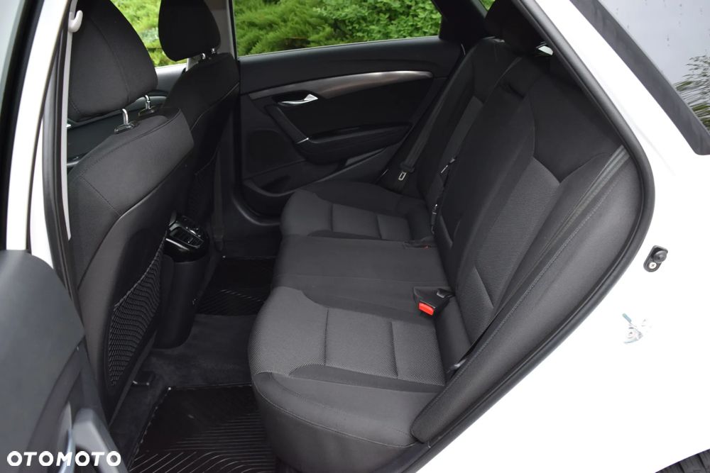 Hyundai i40 1.7 CRDi BlueDrive Premium DCT - 13