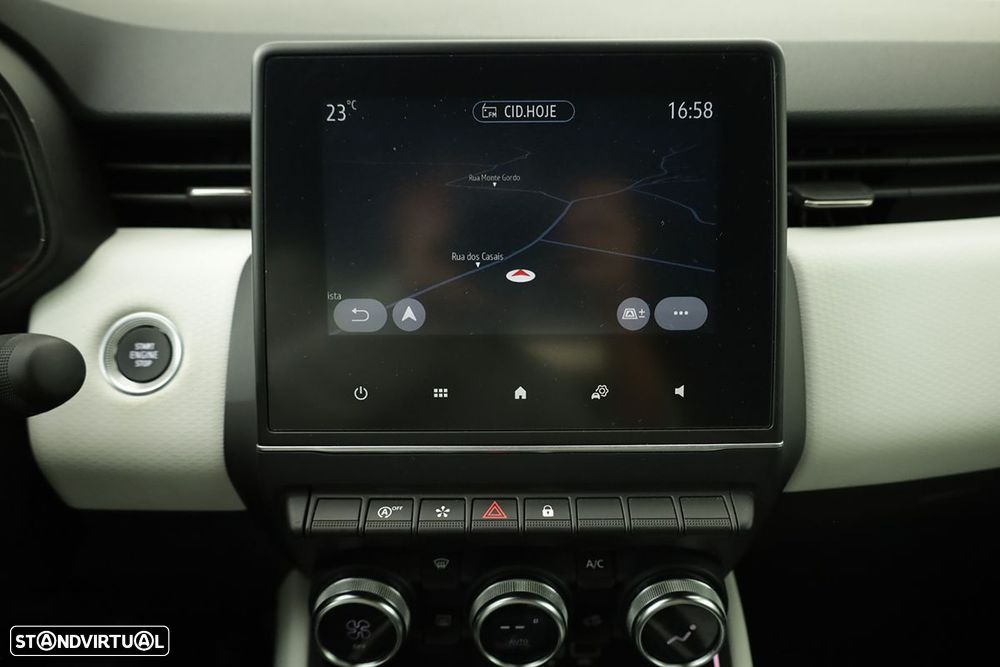 Renault Clio 1.0 TCe Techno CVT - 11