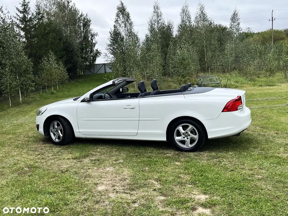 Volvo C70 D3 Momentum - 2