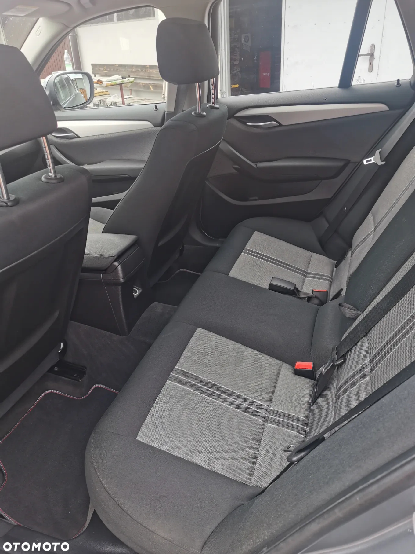 BMW X1 xDrive18d - 8
