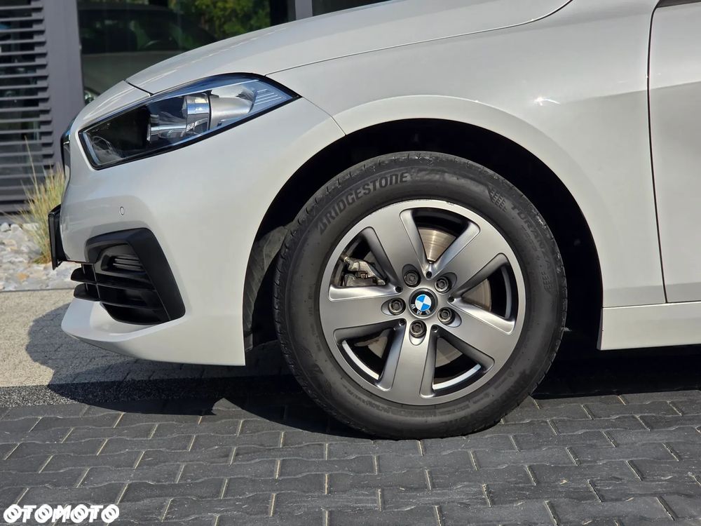 BMW Seria 1 116d Sport Line - 9