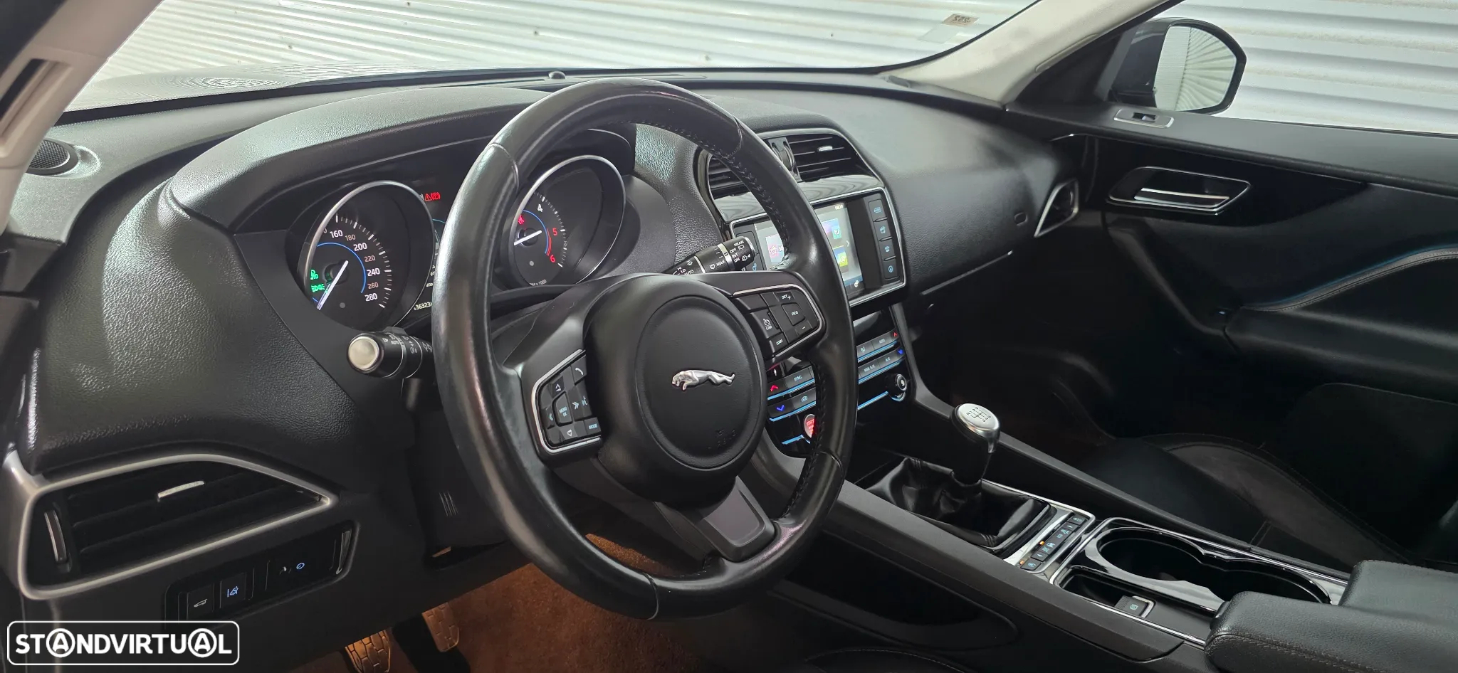 Jaguar F-Pace 2.0 i4D R-Sport - 15