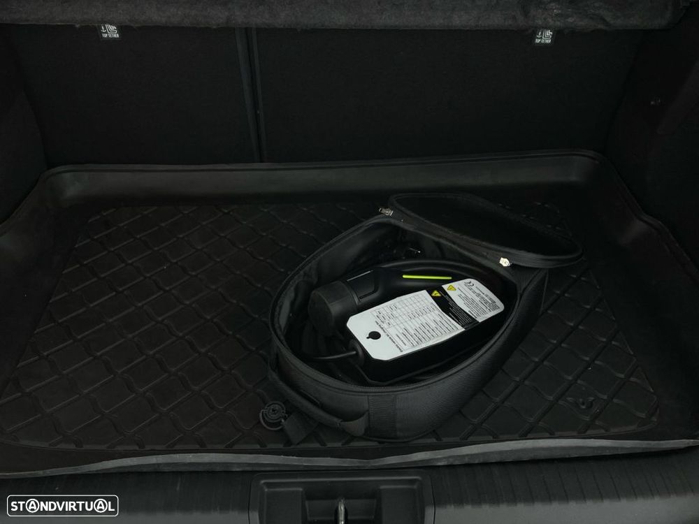 Renault Captur 1.6 E-Tech Plug-In Intens - 26