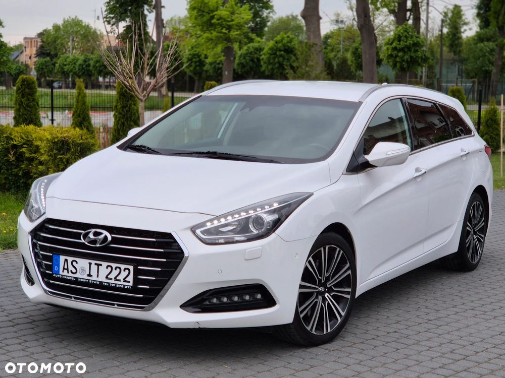 Hyundai i40 Kombi 1.7 CRDi DCT Premium - 1