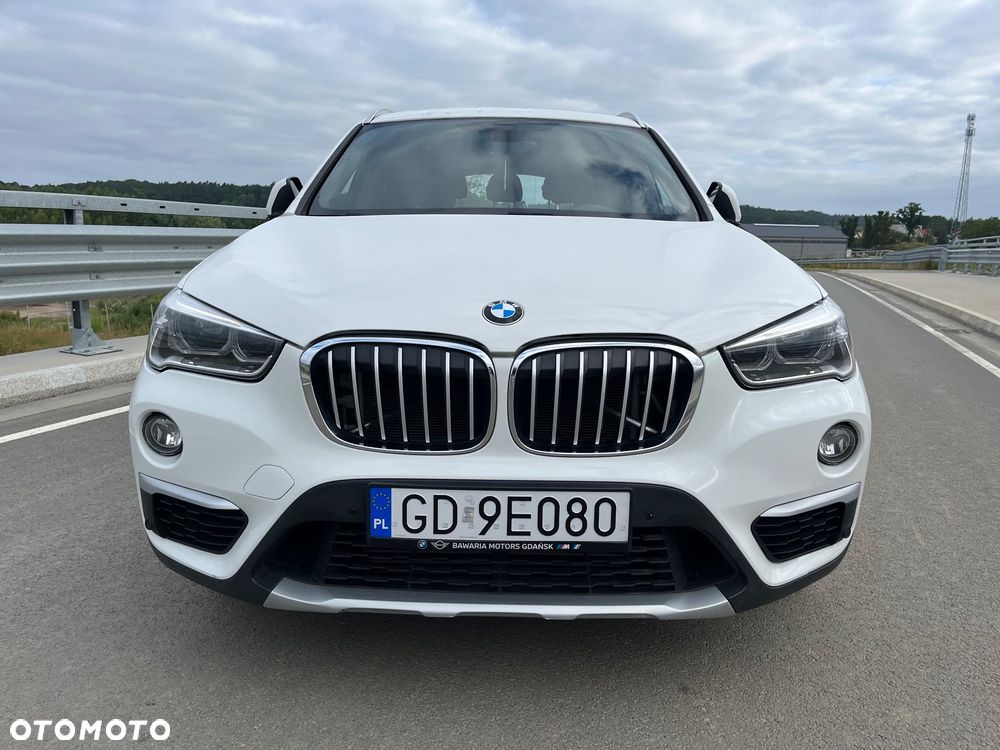 BMW X1 xDrive28i xLine - 3