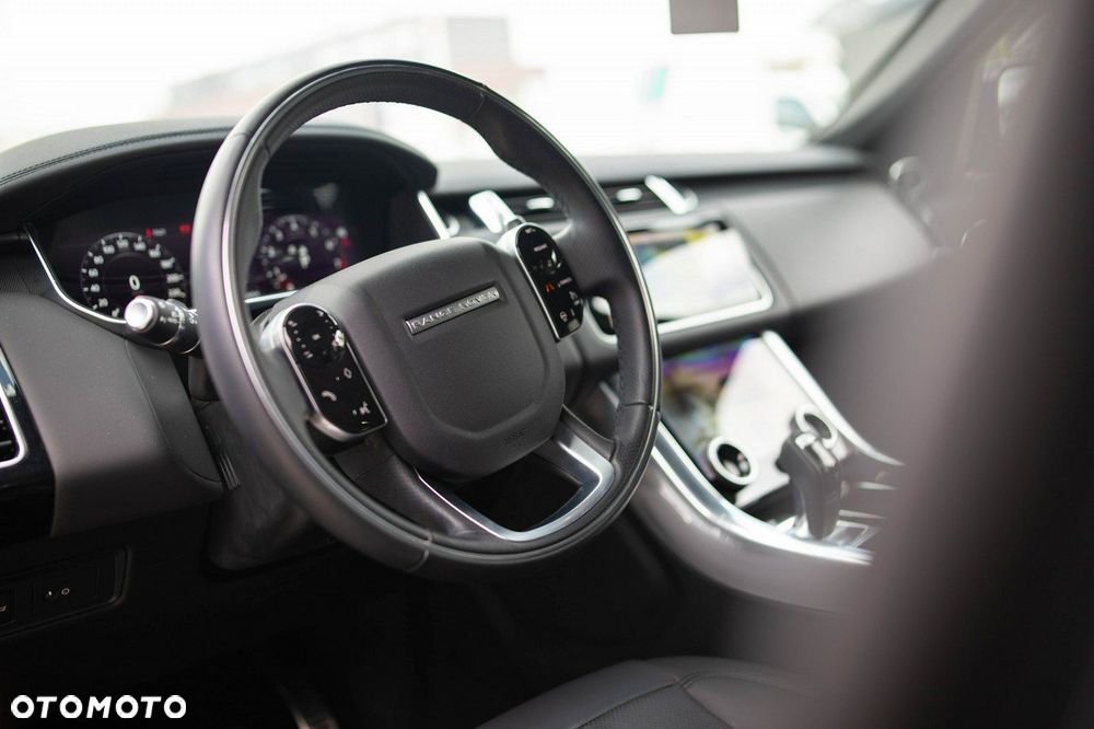 Land Rover Range Rover Sport - 16
