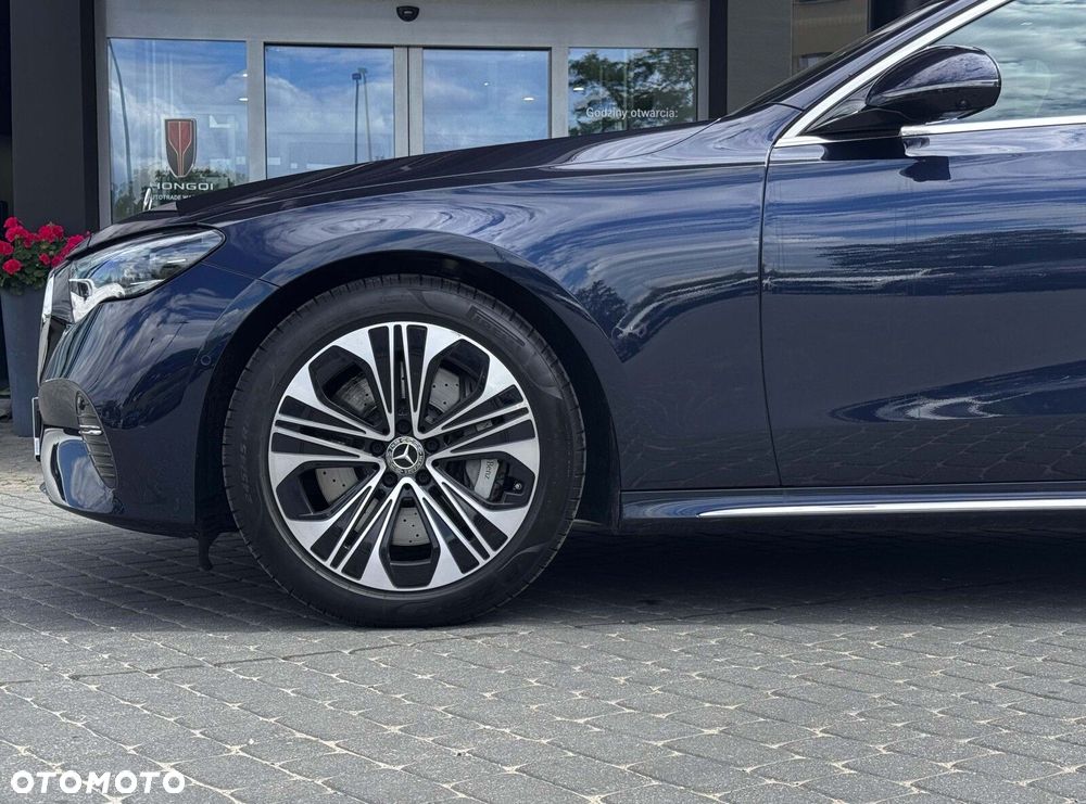 Mercedes-Benz Klasa E 220 d mHEV 4-Matic Exclusive 9G-Tronic - 14