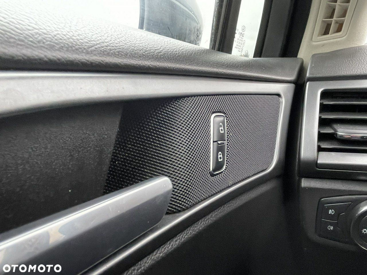 Ford Mondeo 2.0 EcoBlue Titanium - 13