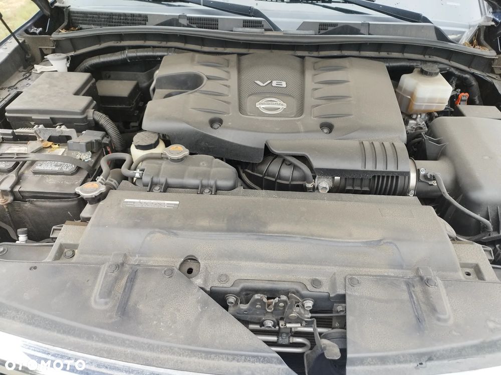 Nissan Armada - 9