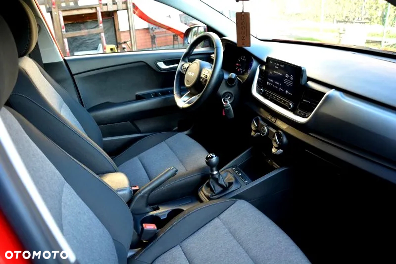 Kia Stonic 1.2 M - 6