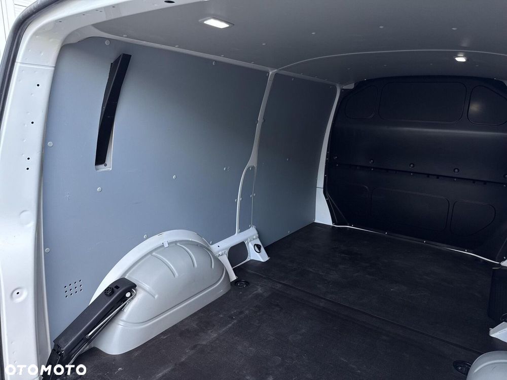 Volkswagen Transporter Trendline - 21