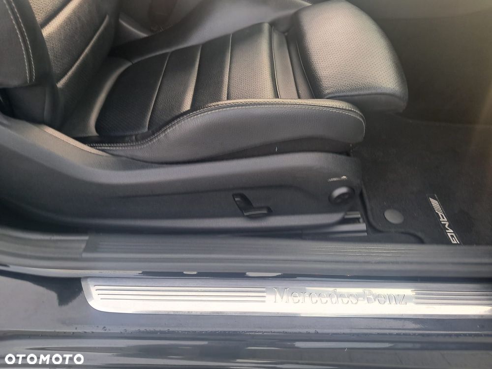 Mercedes-Benz Klasa C 220 d 4Matic 9G-TRONIC AMG Line - 10