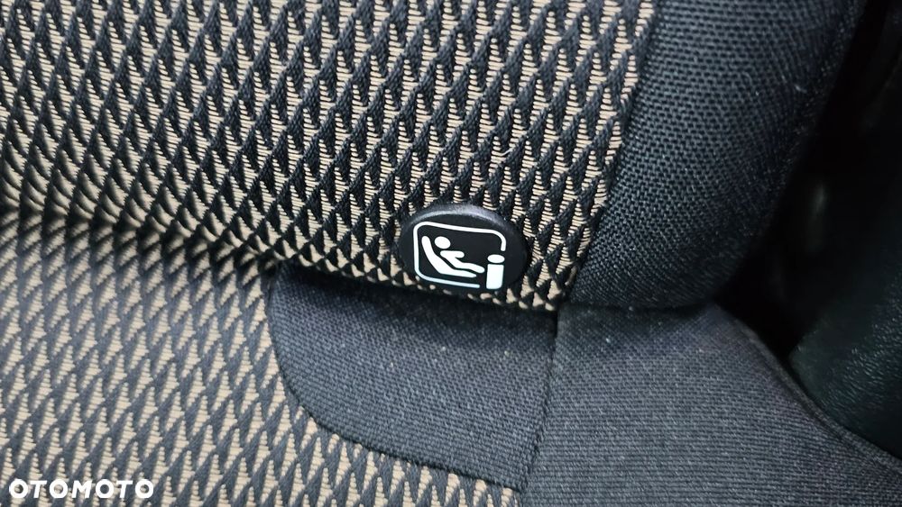 DS Automobiles DS 7 Crossback 1.6 PureTech Performance Line + - 11