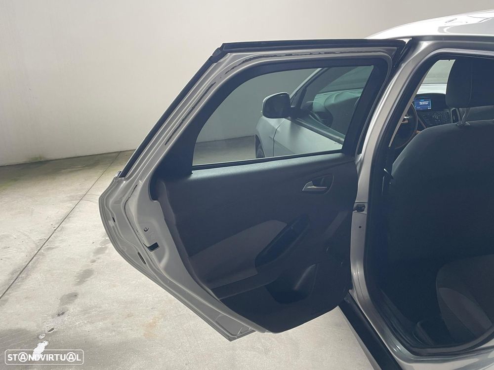 Ford Focus SW 1.6 TDCi ECOnetic 88g S&S Titanium - 19