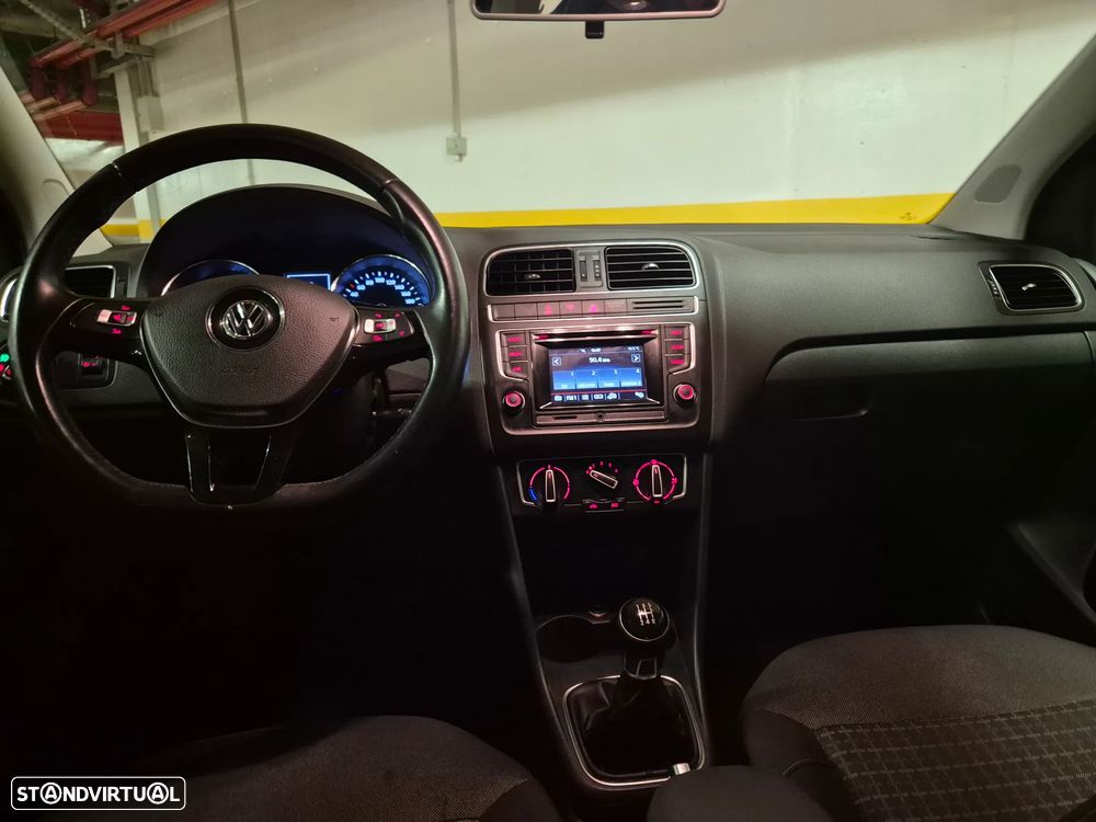 VW Polo 1.0 Confortline - 26