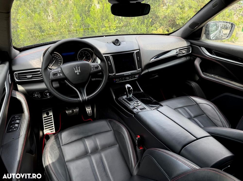 Maserati Levante - 10