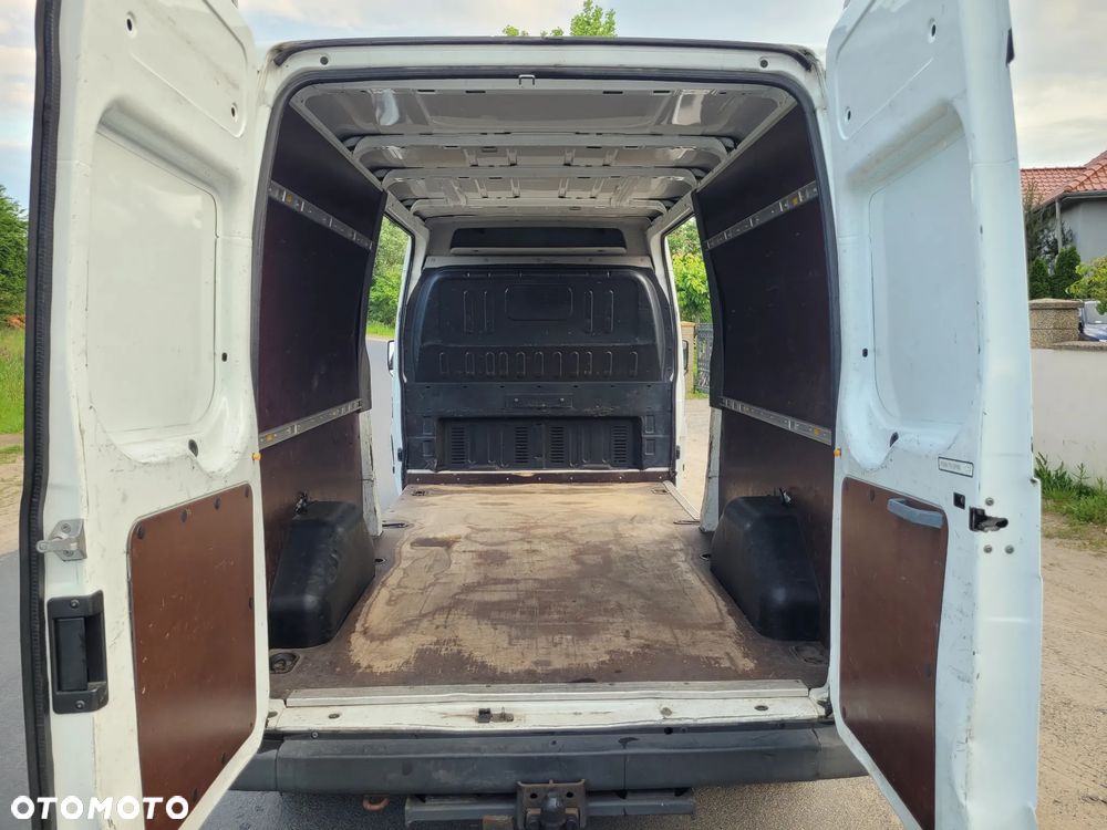 Ford Transit - 19