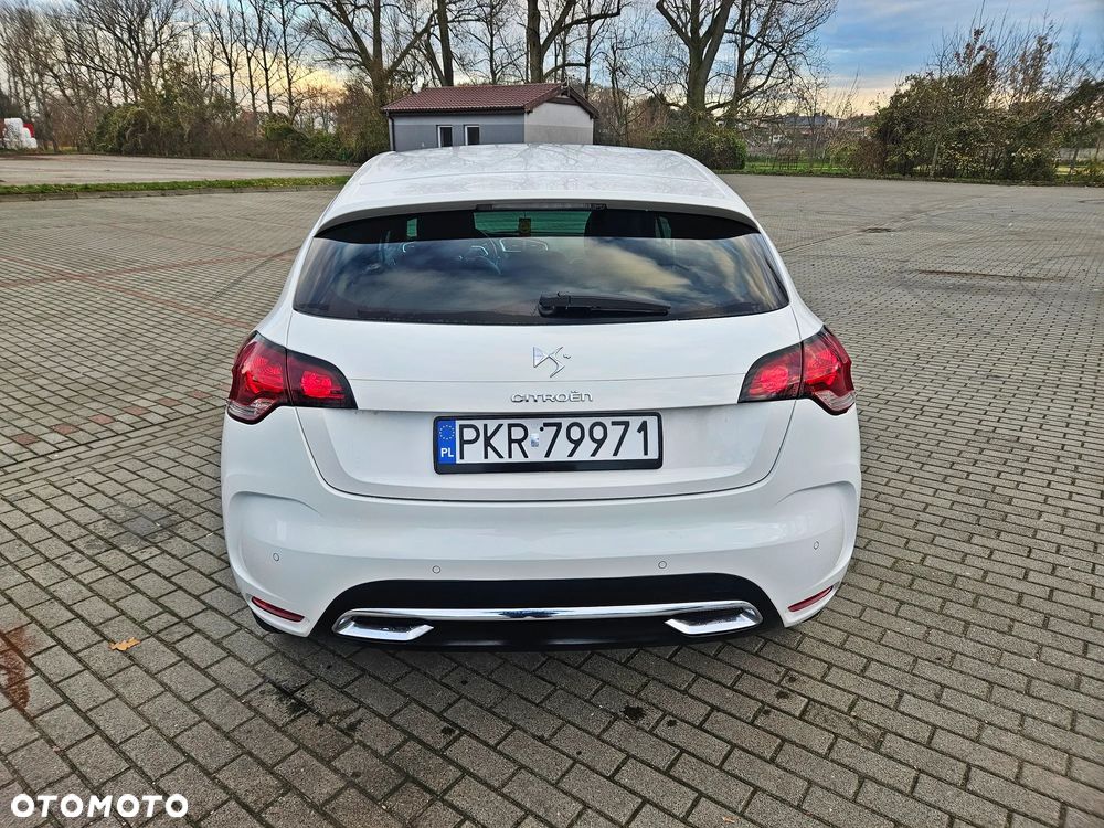 Citroën DS4 VTi 120 Urban Show - 30