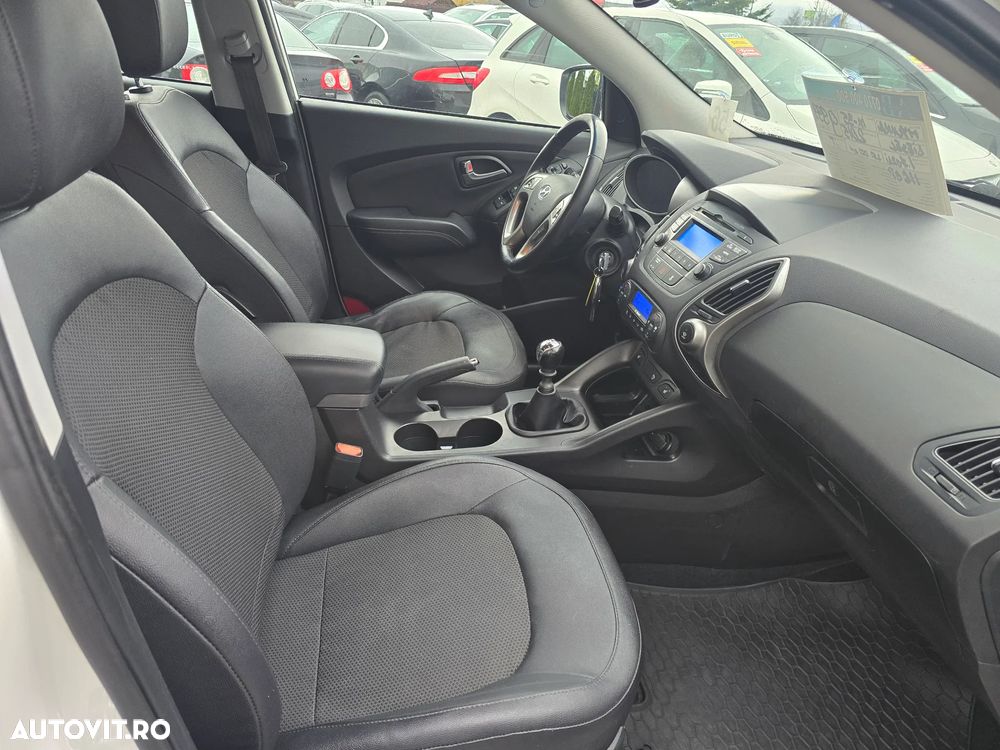 Hyundai ix35 1.7 CRDI 2WD blue Trend - 8