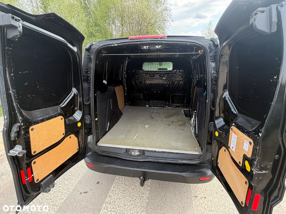 Ford Transit Connect - 13