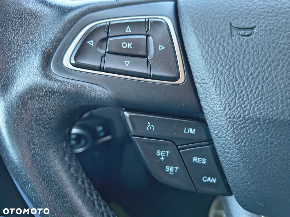 Ford Focus 1.0 EcoBoost Edition - 12