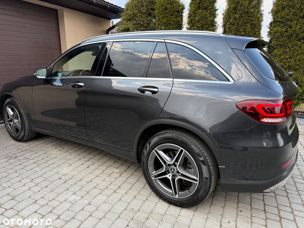 Mercedes-Benz GLC 220 d 4Matic 9G-TRONIC AMG Line - 18