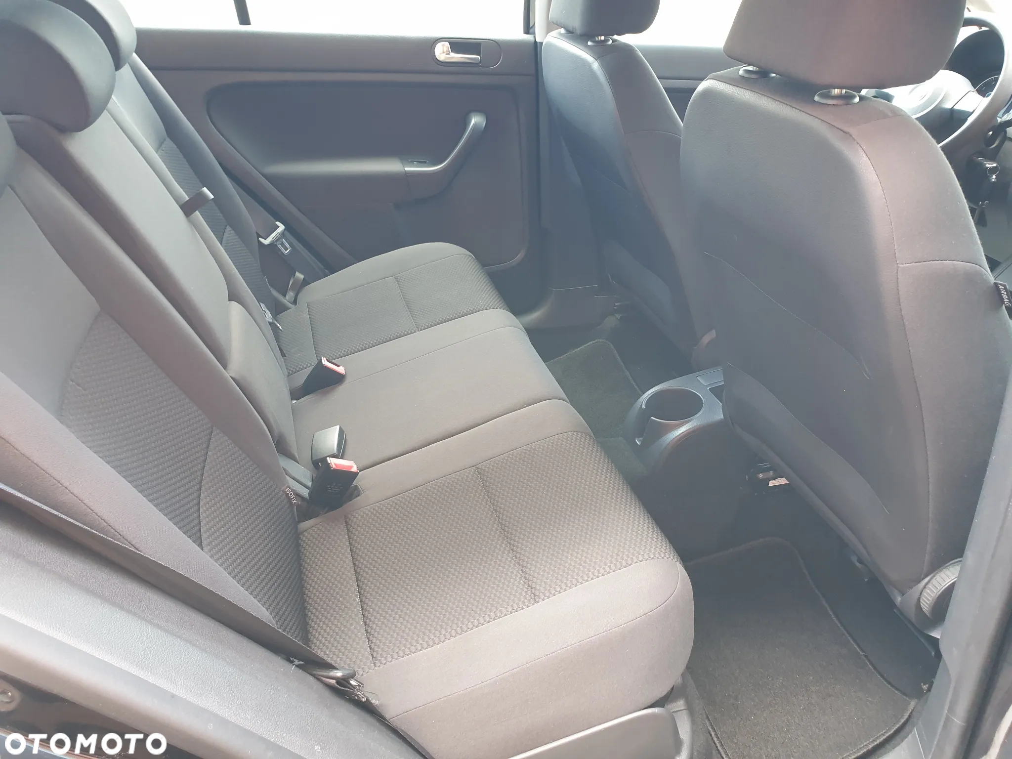 Volkswagen Golf Plus - 16
