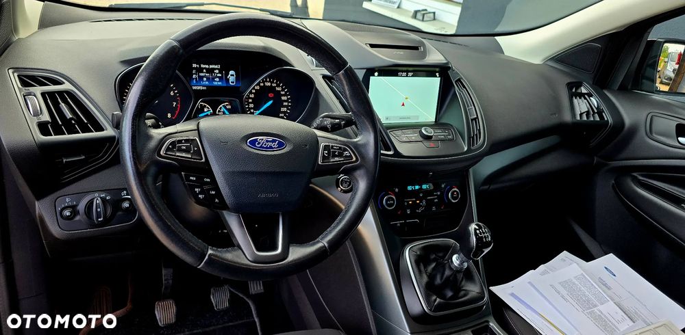 Ford Kuga - 30
