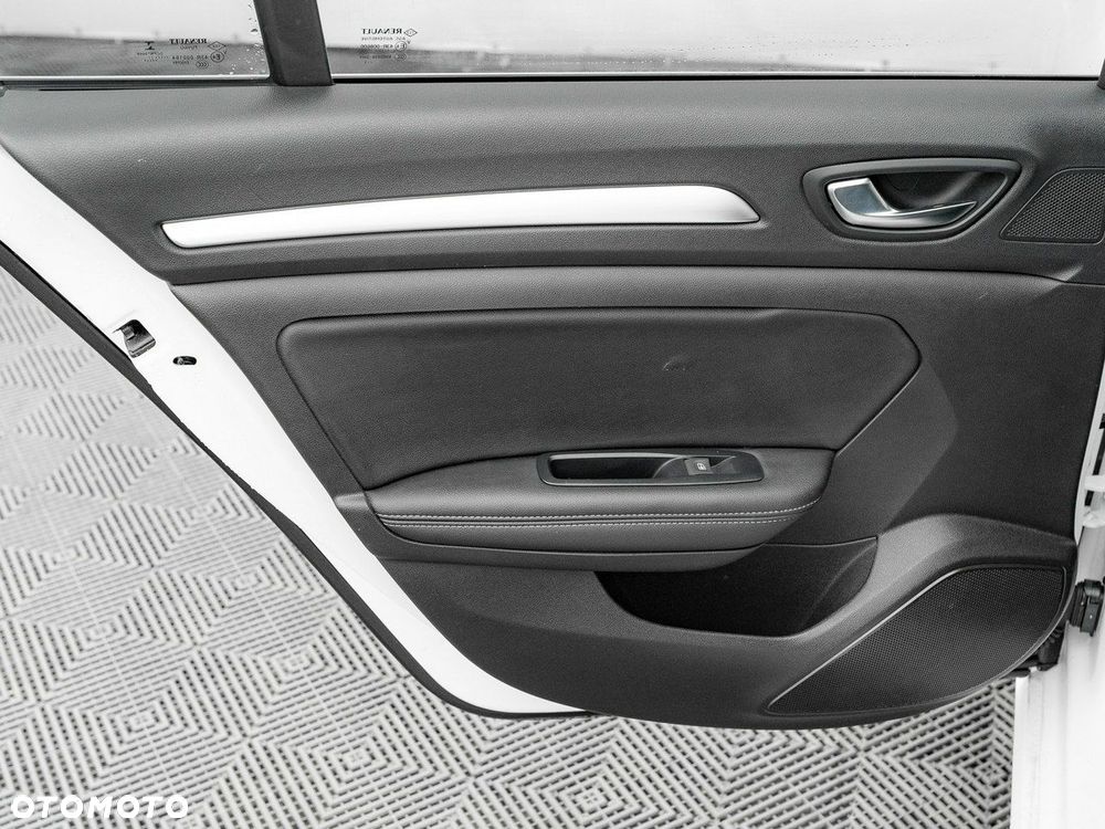 Renault Megane 1.5 Blue dCi Intens EDC - 24