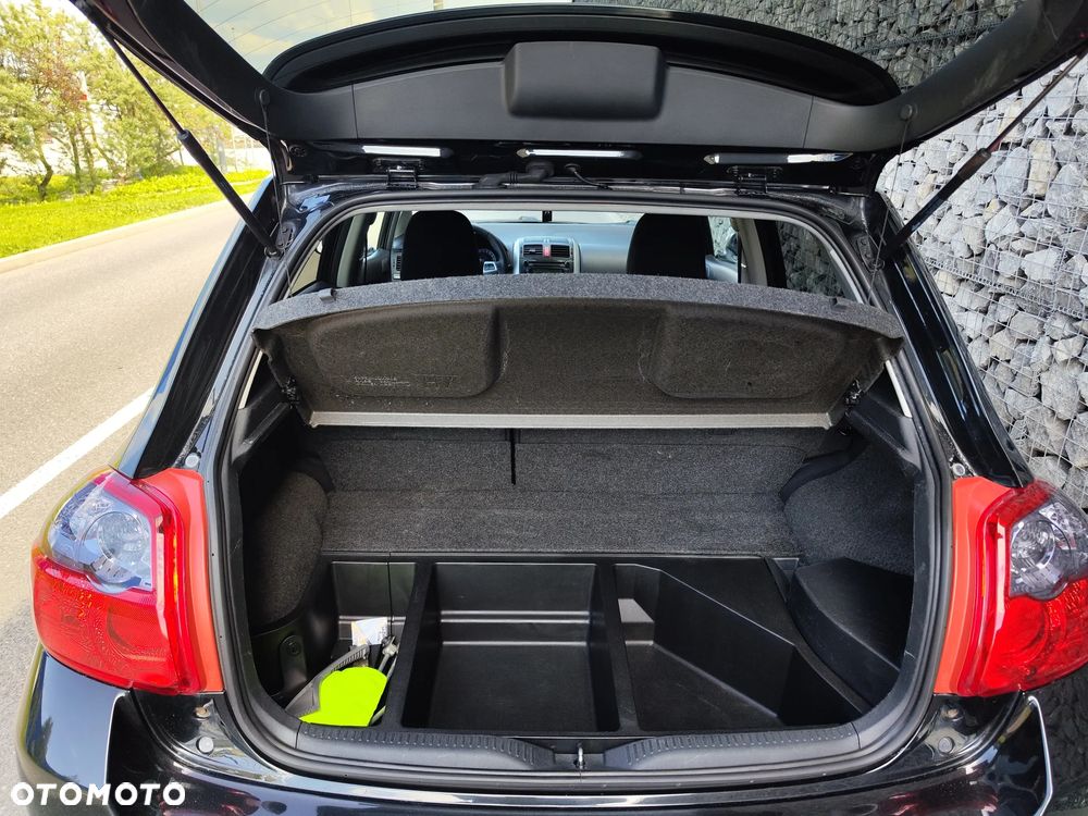 Toyota Auris - 11