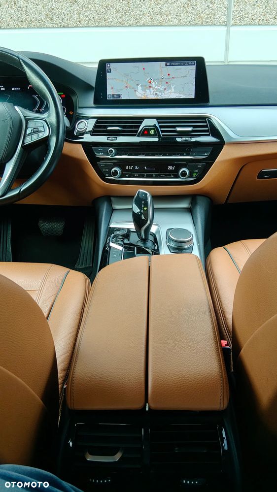 BMW Seria 5 530e iPerformance GPF Business Edition - 29