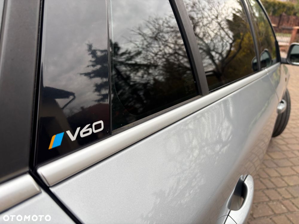 Volvo V60 D4 Drive-E R-Design Summum - 10