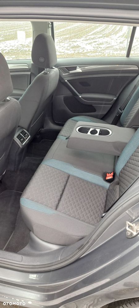 Volkswagen Golf 1.0 TSI OPF IQ.DRIVE - 12