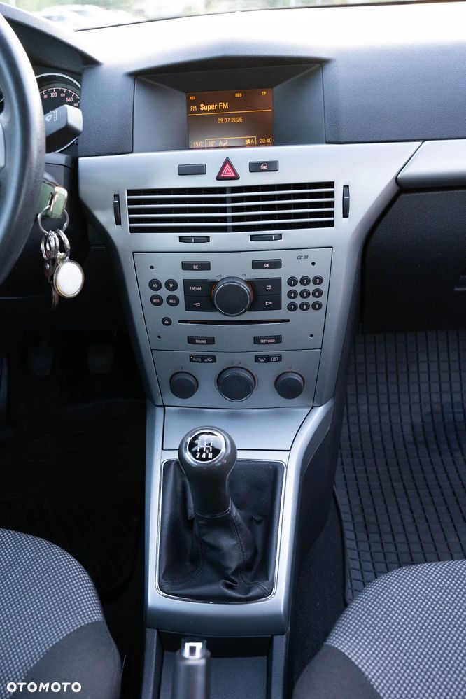 Opel Astra 1.7 CDTI Enjoy - 22