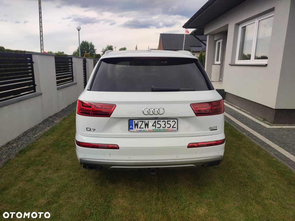 Audi Q7 - 8