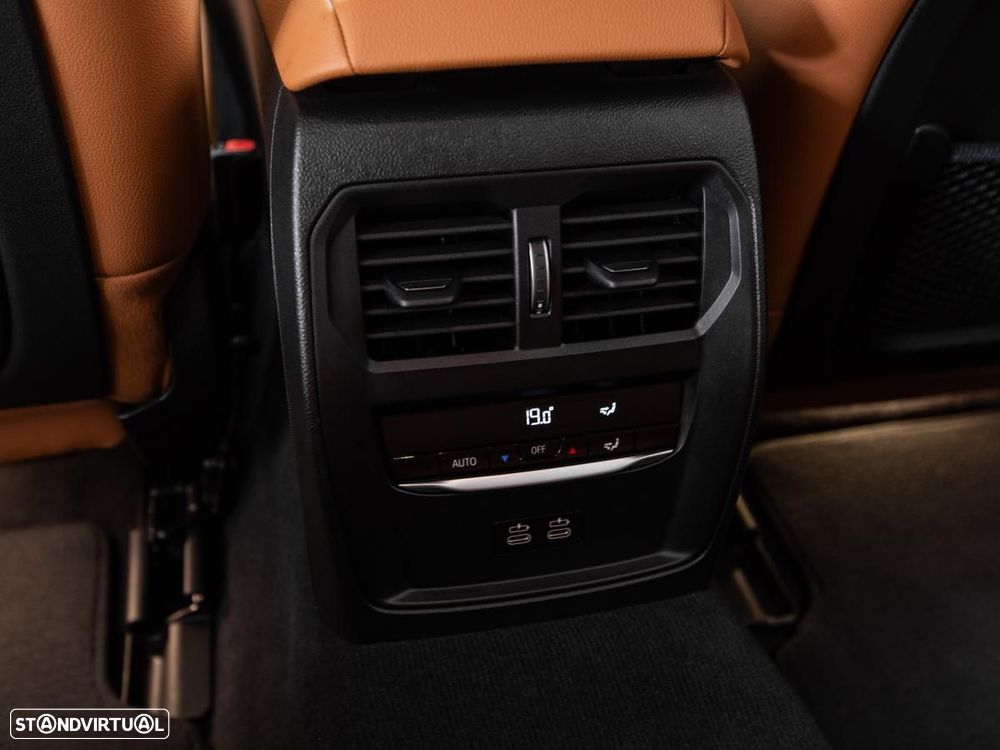 BMW i4 eDrive40 Pack Desportivo M - 30