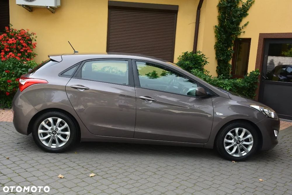 Hyundai i30 1.6 GDI Style - 16
