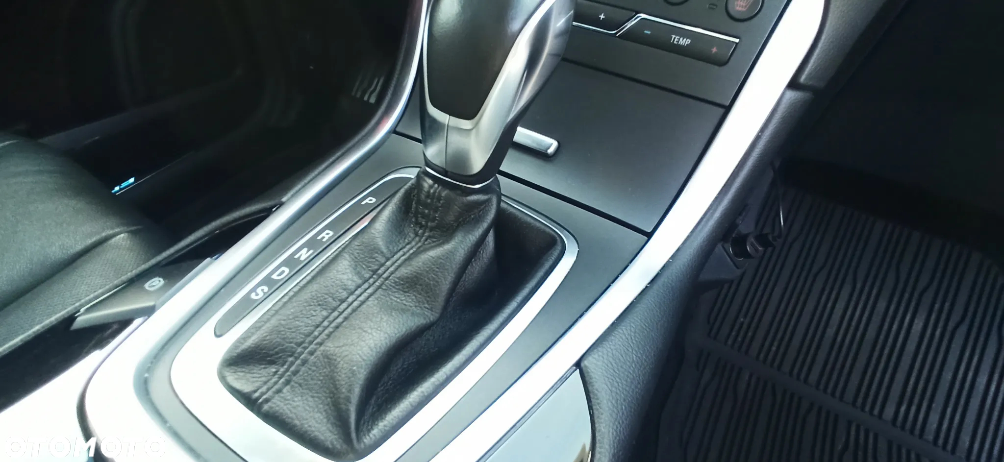 Ford Edge - 26