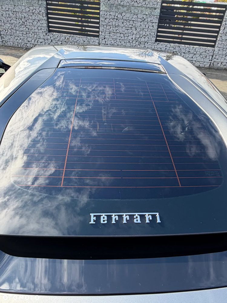 Ferrari 812 Superfast - 7