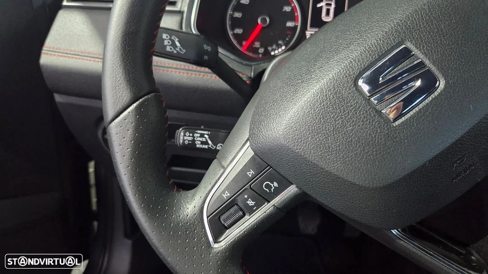 SEAT Arona 1.0 TSI FR - 37