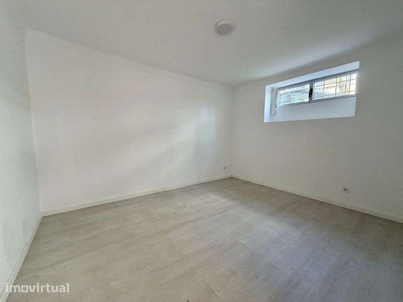Arrendamento de apartamento t2 na Rua Bernardo Francisco da Costa - Grande imagem: 3/12