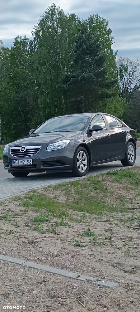 Opel Insignia - 1