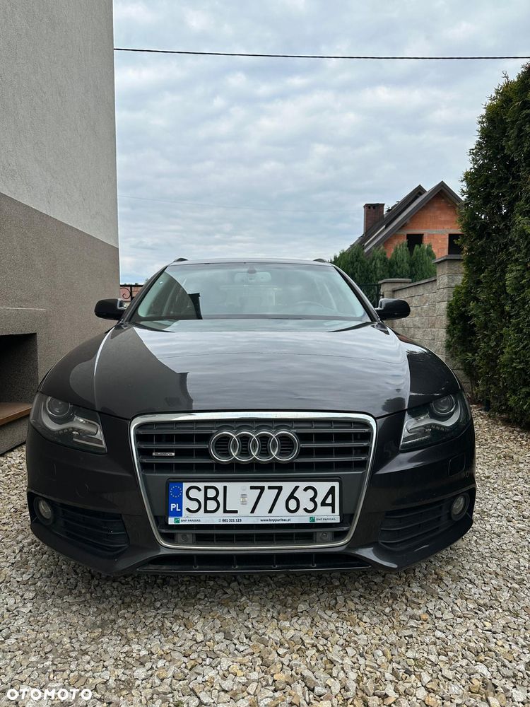 Audi A4 Avant 2.0 TDI DPF quattro Attraction - 2