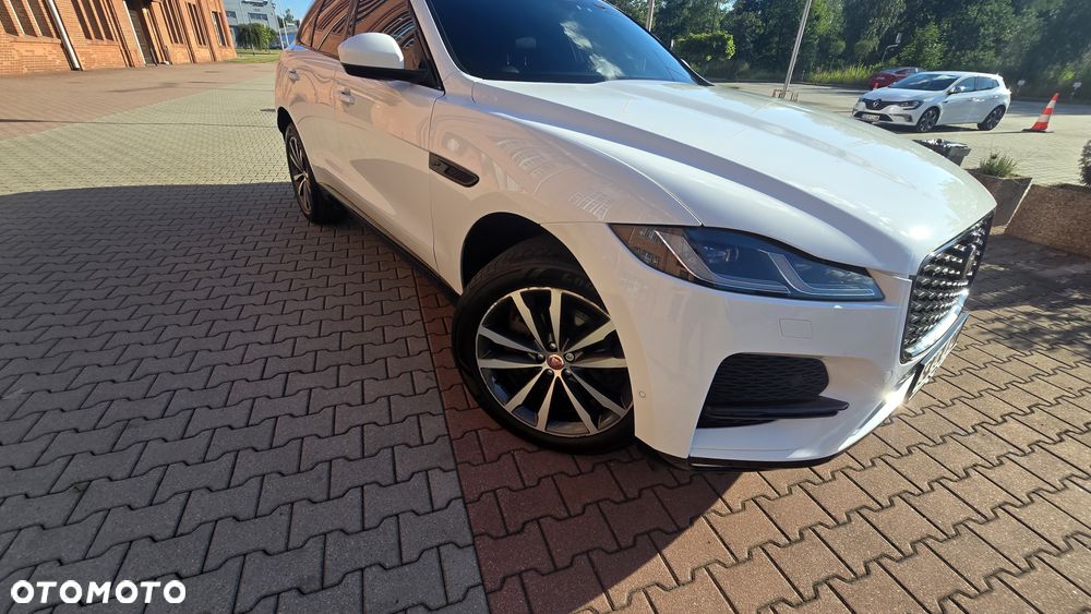 Jaguar F-Pace P250 AWD - 8