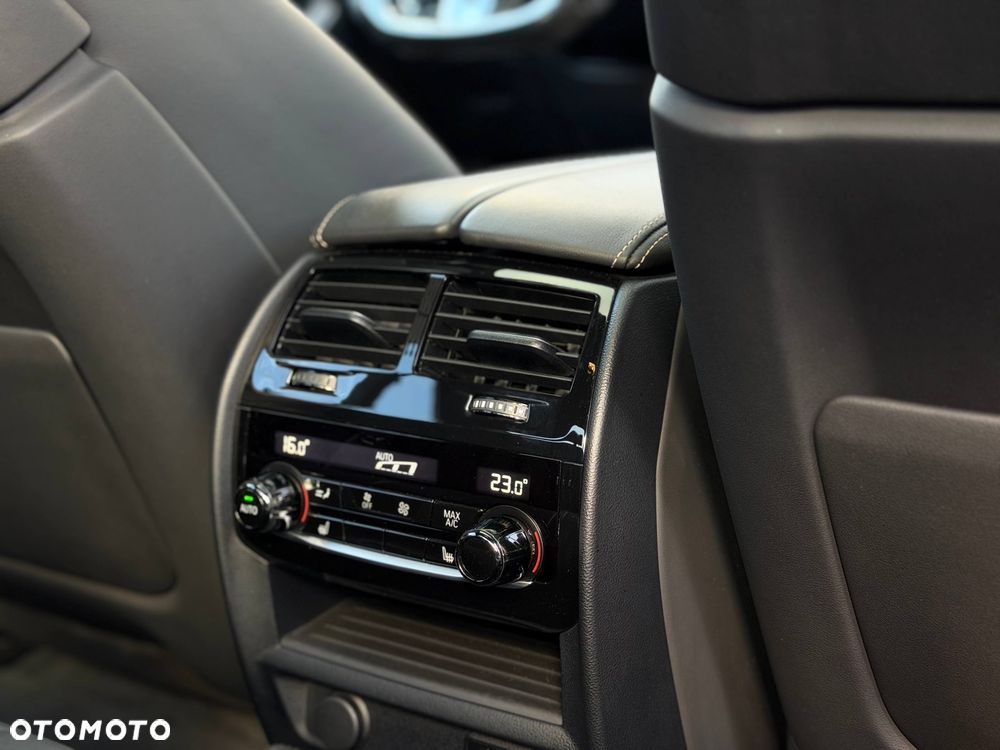BMW M5 Competition - 34
