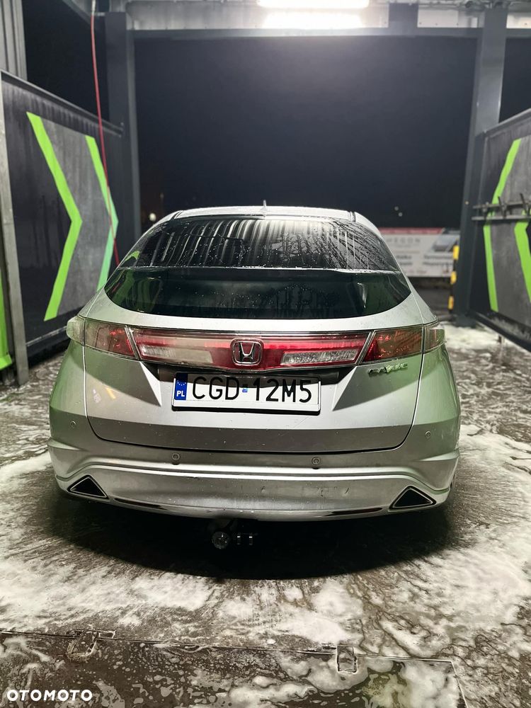 Honda Civic 1.4 i-VTEC - 3
