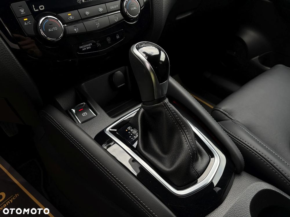 Nissan Qashqai 1.3 DIG-T Tekna+ - 30